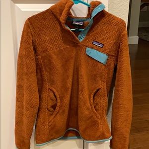Patagonia sweater with pockets